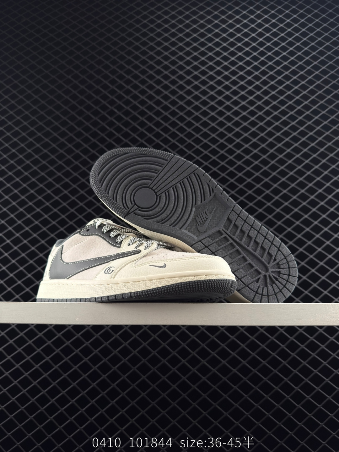 Travis Scott x Air Jordan 1 ” Reverse Mocha “